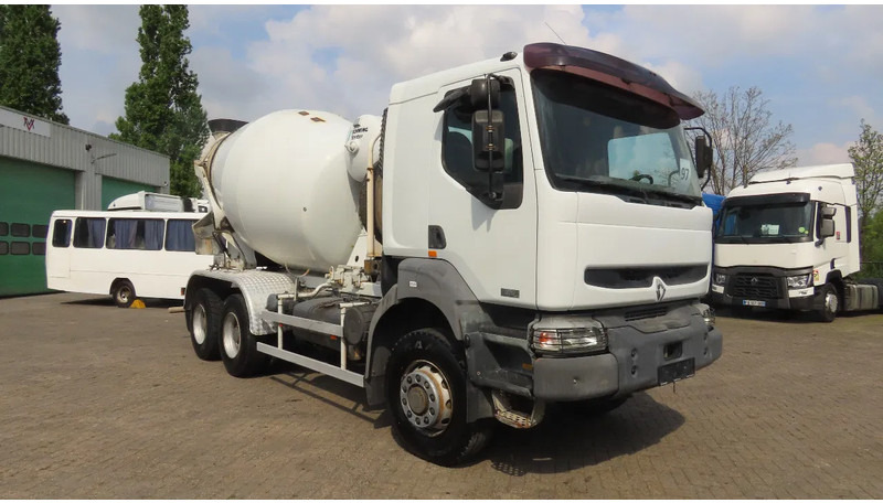 Renault Kerax 370 6X6! 10M3, FULL SPRIG. GREAT CONDITON! - Betonmixer: afbeelding 4 Renault Kerax 370 6X6! 10M3, FULL SPRIG. GREAT CONDITON! - Betonmixer: afbeelding 4