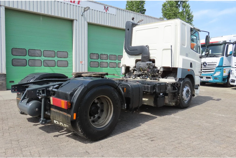 DAF CF 85.410 Manual, Retarder, PTO/Hydraulic, Very clean truck! - Trekker: afbeelding 5 DAF CF 85.410 Manual, Retarder, PTO/Hydraulic, Very clean truck! - Trekker: afbeelding 5