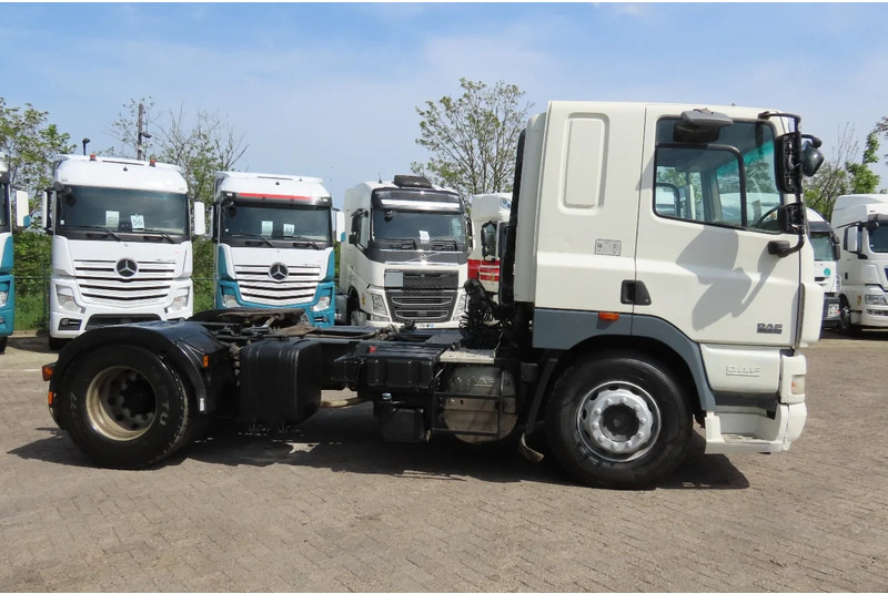 DAF CF 85.410 Manual, Retarder, PTO/Hydraulic, Very clean truck! - Trekker: afbeelding 4 DAF CF 85.410 Manual, Retarder, PTO/Hydraulic, Very clean truck! - Trekker: afbeelding 4