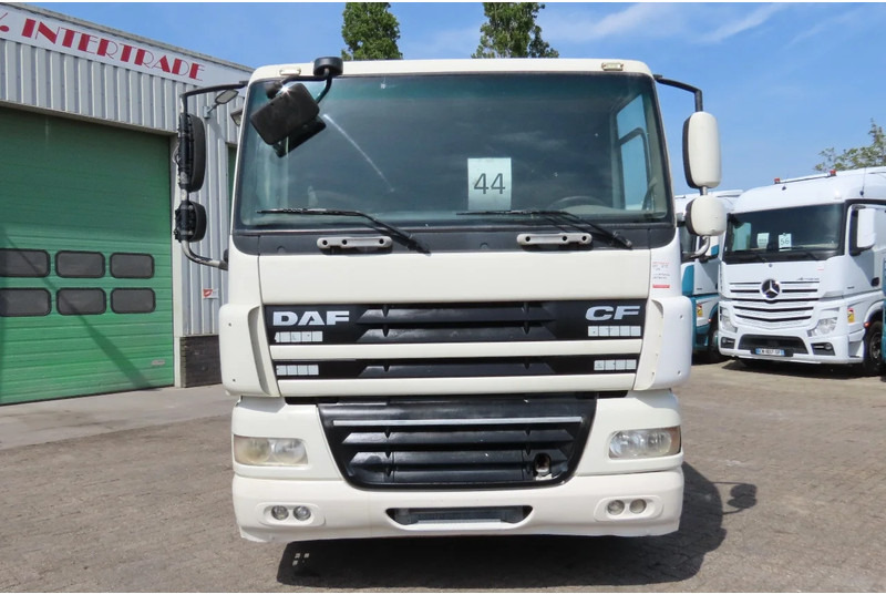 DAF CF 85.410 Manual, Retarder, PTO/Hydraulic, Very clean truck! - Trekker: afbeelding 3 DAF CF 85.410 Manual, Retarder, PTO/Hydraulic, Very clean truck! - Trekker: afbeelding 3