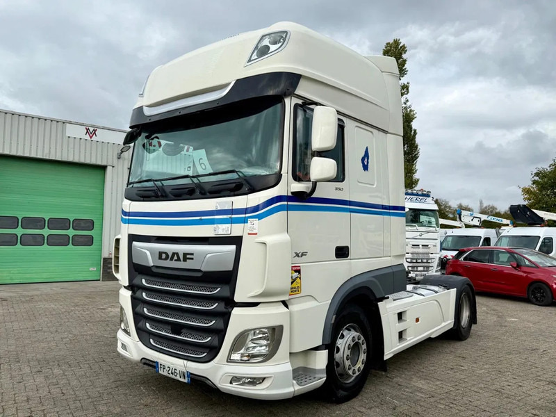 DAF XF 530 550! PARKING AIRCO, FRIGO, FULL AIR, SUPER FRANCE TRUCK! - Trekker: afbeelding 1 DAF XF 530 550! PARKING AIRCO, FRIGO, FULL AIR, SUPER FRANCE TRUCK! - Trekker: afbeelding 1