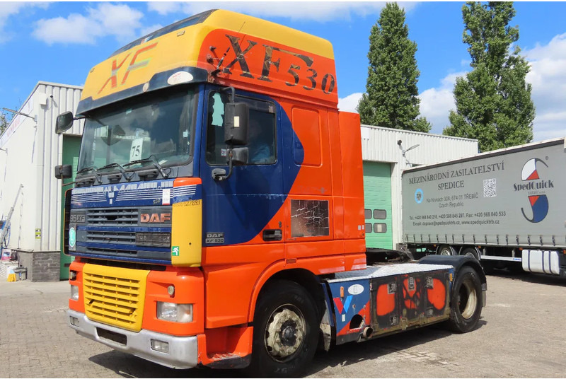 DAF XF 530 type E4, Manual!!! - Trekker: afbeelding 2 DAF XF 530 type E4, Manual!!! - Trekker: afbeelding 2