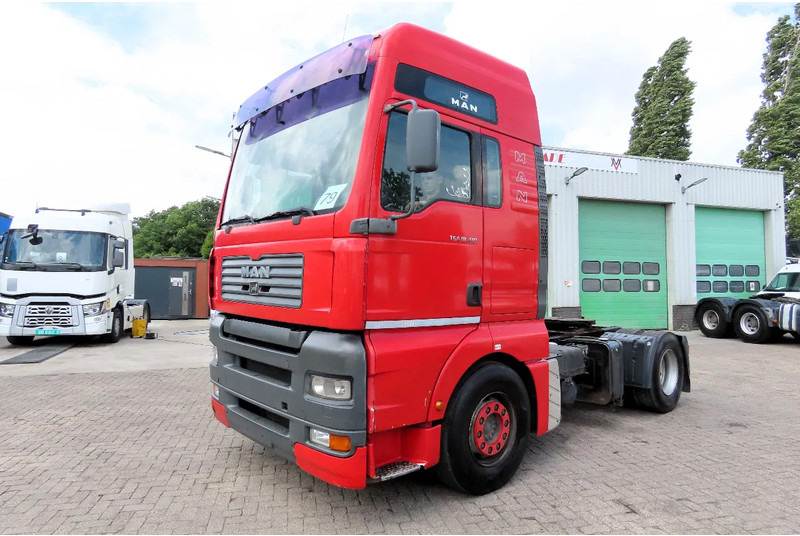 MAN TGA 18.410 Manual gearbox, Manual pomp, PTO, HYDRAULIC - Trekker: afbeelding 3 MAN TGA 18.410 Manual gearbox, Manual pomp, PTO, HYDRAULIC - Trekker: afbeelding 3