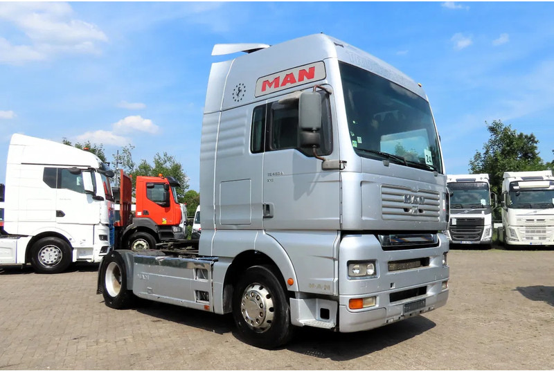 MAN TGA 18.460 Manual diesel pomp! ROYAL TRUCK! - Trekker: afbeelding 1 MAN TGA 18.460 Manual diesel pomp! ROYAL TRUCK! - Trekker: afbeelding 1
