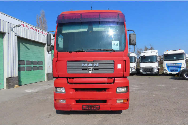 MAN TGA 18.460 Manual injection (euro2), Manual gearbox - Trekker: afbeelding 2 MAN TGA 18.460 Manual injection (euro2), Manual gearbox - Trekker: afbeelding 2