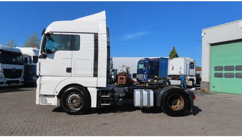 MAN TGX 14.440 RETARDER, 2 tanks, GREAT CONDITION! - Trekker: afbeelding 4 MAN TGX 14.440 RETARDER, 2 tanks, GREAT CONDITION! - Trekker: afbeelding 4