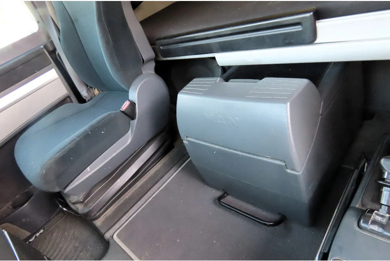 Trekker MAN TGX 18.480 RETARDER, 2X FUEL TANK, FRIGO: afbeelding 18