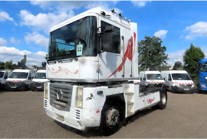 Renault Magnum 440 Mack! Manual gearbox. Royal truck - Trekker: afbeelding 3 Renault Magnum 440 Mack! Manual gearbox. Royal truck - Trekker: afbeelding 3