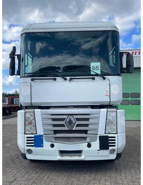 Renault Magnum 480 manual, PTO/ Hydraulic, renault moteur - Trekker: afbeelding 2 Renault Magnum 480 manual, PTO/ Hydraulic, renault moteur - Trekker: afbeelding 2