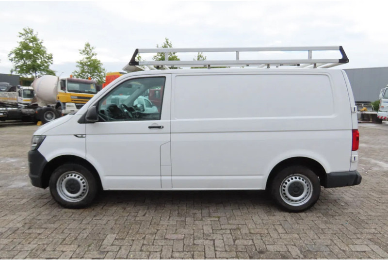 Volkswagen Transporter 2.0 TDI Airco, 3 peson, APK tot 06/06/2026 - Kleine bestelwagen: afbeelding 4 Volkswagen Transporter 2.0 TDI Airco, 3 peson, APK tot 06/06/2026 - Kleine bestelwagen: afbeelding 4