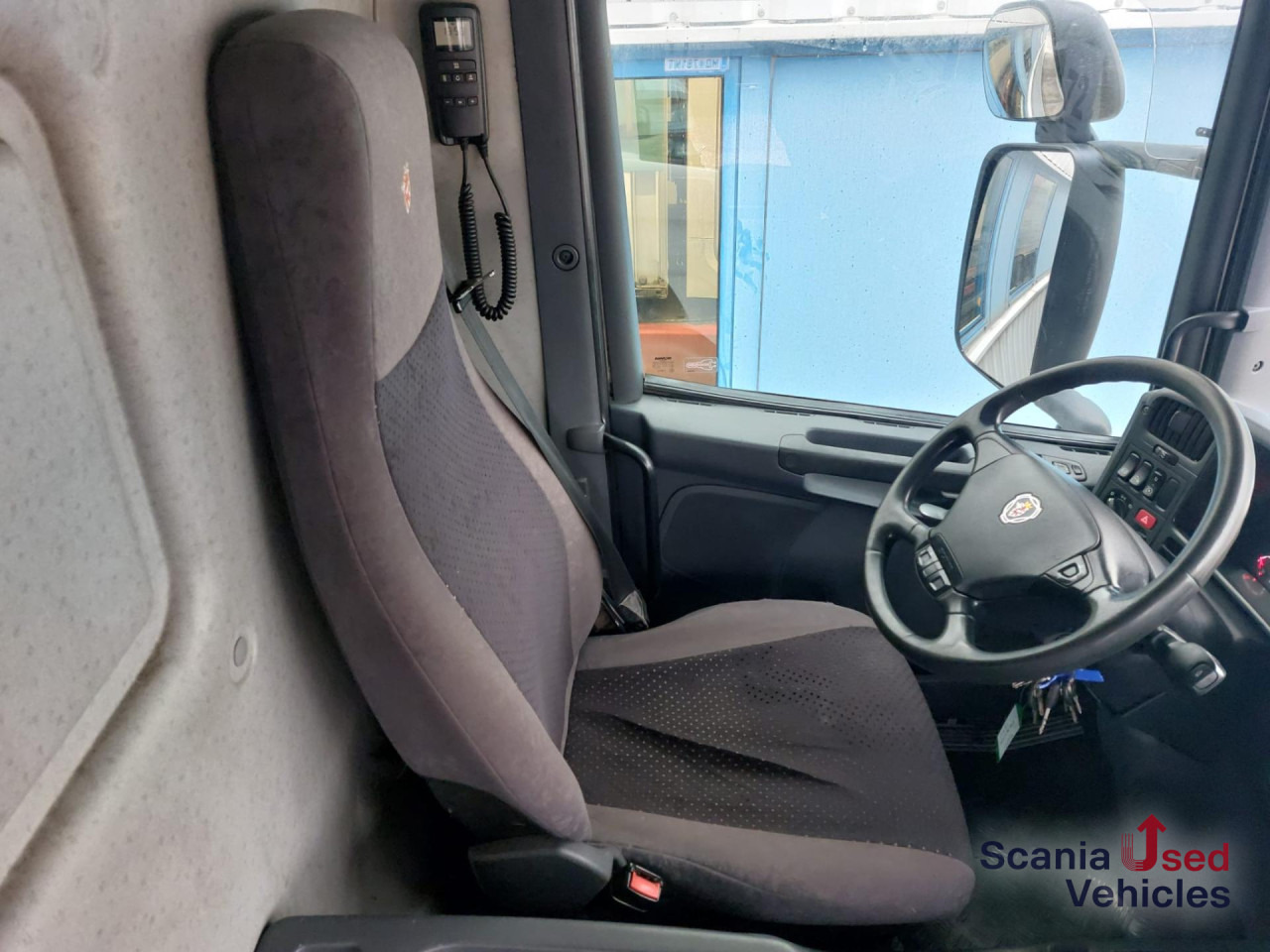 SCANIA P 280 DB4x2MNA Koffer Ladebordwand - Bakwagen: afbeelding 2 SCANIA P 280 DB4x2MNA Koffer Ladebordwand - Bakwagen: afbeelding 2