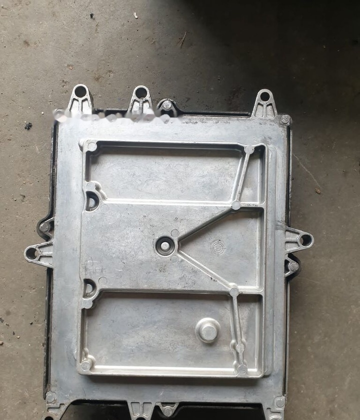 Bosch IVECO ENGINE IVECO - ECU voor Vrachtwagen: afbeelding 5 Bosch IVECO ENGINE IVECO - ECU voor Vrachtwagen: afbeelding 5