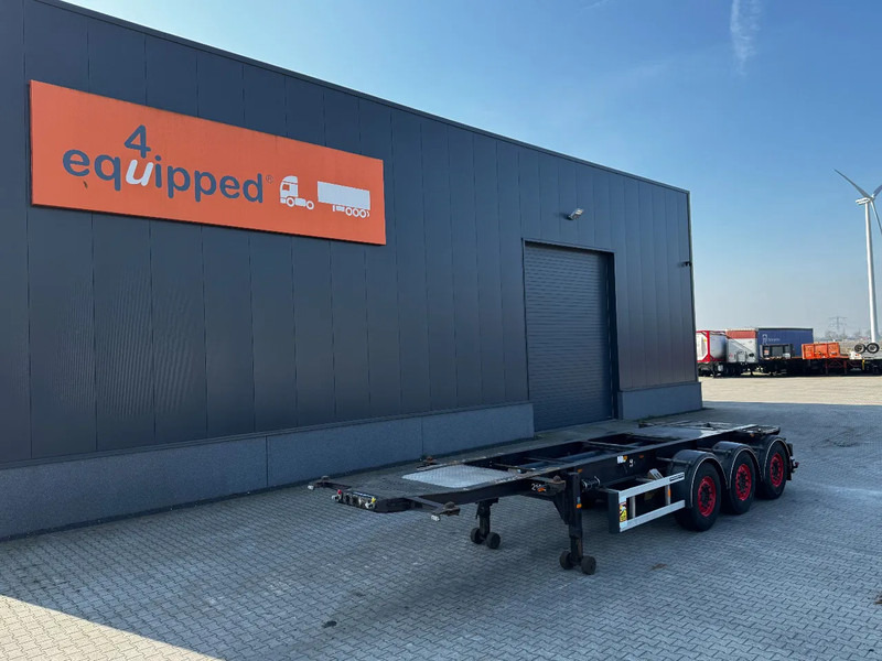 Burg 20FT/3-axles, SAF INTRADISC, ADR (EXII, EXII, FL, AT), 2x LIFTAXLE, NL-Chassis, APK/ADR:06/2025 - Containertransporter/ Wissellaadbak oplegger: afbeelding 1 Burg 20FT/3-axles, SAF INTRADISC, ADR (EXII, EXII, FL, AT), 2x LIFTAXLE, NL-Chassis, APK/ADR:06/2025 - Containertransporter/ Wissellaadbak oplegger: afbeelding 1