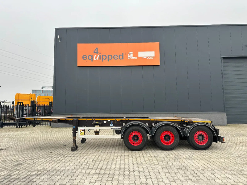 Burg 20FT ADR (EX/II, EX/III, FL, AT) Chassis, Empty weight : 3.690kg, SAF INTRADISC, 2x Liftaxle, NL-chassis, APK/ADR: 06-2025 - Containertransporter/ Wissellaadbak oplegger: afbeelding 2 Burg 20FT ADR (EX/II, EX/III, FL, AT) Chassis, Empty weight : 3.690kg, SAF INTRADISC, 2x Liftaxle, NL-chassis, APK/ADR: 06-2025 - Containertransporter/ Wissellaadbak oplegger: afbeelding 2
