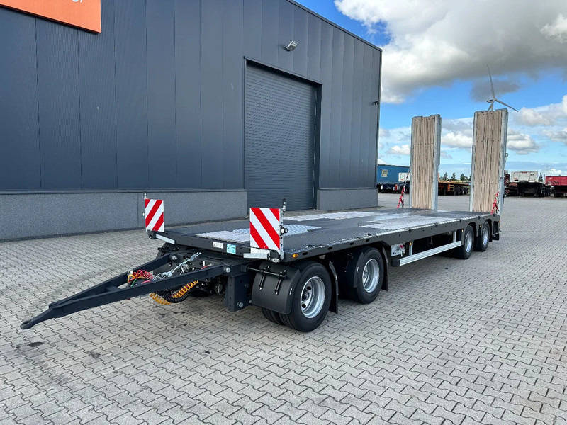 Faymonville MAX600-S-4-8.90-U, 4 axles (2 + 2), hydraulic ramps, loading-floor 8.90cm, NEW!! - Autotransport aanhangwagen: afbeelding 1 Faymonville MAX600-S-4-8.90-U, 4 axles (2 + 2), hydraulic ramps, loading-floor 8.90cm, NEW!! - Autotransport aanhangwagen: afbeelding 1
