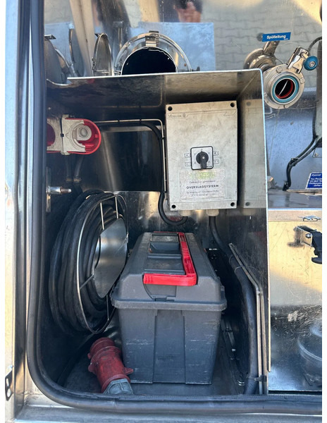 Leasing Feldbinder FOOD / LEVENSMIDDELEN / LEBENSMITTEL / 33.500L / 3-COMP / PUMP / NL-trailer / APK: 05-2026 Feldbinder FOOD / LEVENSMIDDELEN / LEBENSMITTEL / 33.500L / 3-COMP / PUMP / NL-trailer / APK: 05-2026: afbeelding 12