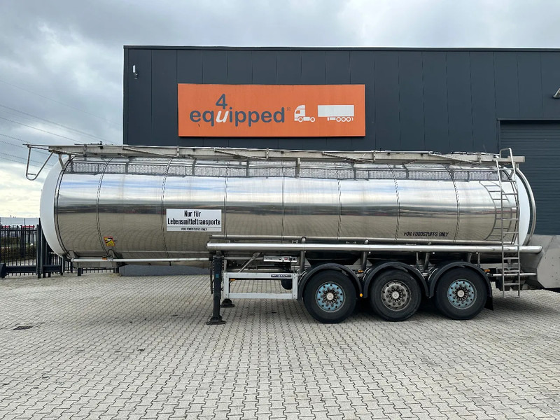 Feldbinder FOOD / LEVENSMIDDELEN / LEBENSMITTEL / 33.500L / 3-COMP / PUMP / NL-trailer / APK: 10-2026 - Tankoplegger: afbeelding 2 Feldbinder FOOD / LEVENSMIDDELEN / LEBENSMITTEL / 33.500L / 3-COMP / PUMP / NL-trailer / APK: 10-2026 - Tankoplegger: afbeelding 2