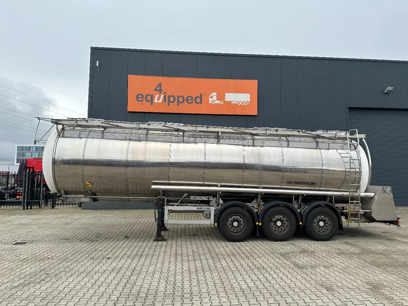 Feldbinder LEVENSMIDDELEN / FOOD / LEBENSMITTEL / 33.500L / 3-COMP / POMP / NL-trailer / APK: 12-2026, 10x beschikbaar - Tankoplegger: afbeelding 3 Feldbinder LEVENSMIDDELEN / FOOD / LEBENSMITTEL / 33.500L / 3-COMP / POMP / NL-trailer / APK: 12-2026, 10x beschikbaar - Tankoplegger: afbeelding 3