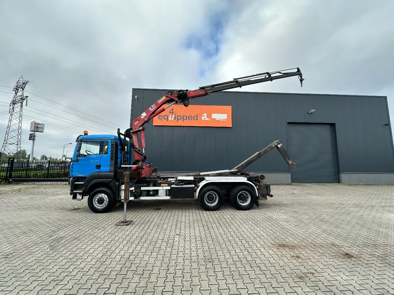 MAN TGA 33.430 6x6, HMF 1823 (K3) Crane + VDL HOOK, full spring, EURO-3, manual gearbox - Haakarmsysteem vrachtwagen, Kraanwagen: afbeelding 5 MAN TGA 33.430 6x6, HMF 1823 (K3) Crane + VDL HOOK, full spring, EURO-3, manual gearbox - Haakarmsysteem vrachtwagen, Kraanwagen: afbeelding 5