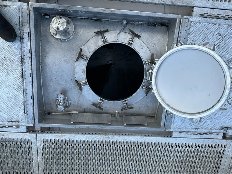 Opslagtank voor het vervoer van brandstoffen SINGAMAS 20FT ISO, 26.000L/1-COMP/3 BAFFELS/3 manholes, ADR inspectio valid till: 07/2025: afbeelding 20