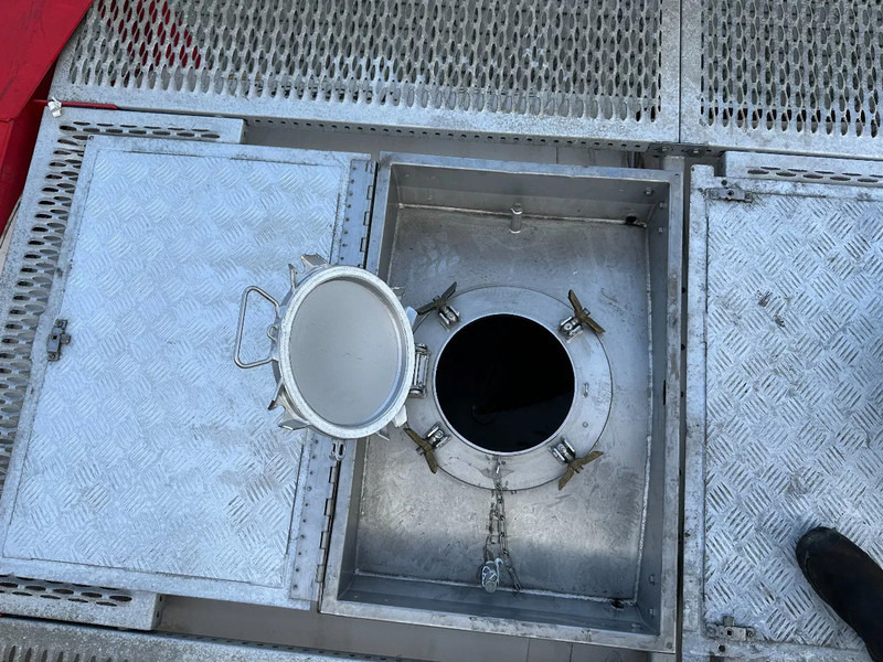 Opslagtank voor het vervoer van brandstoffen SINGAMAS 20FT ISO, 26.000L/1-COMP/3 BAFFELS/3 manholes, ADR inspectio valid till: 07/2025: afbeelding 16