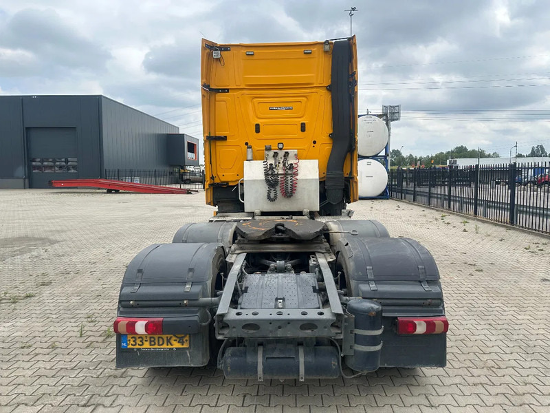 Mercedes-Benz Actros 2748 LS 6x2 BROKEN ENGINE - Trekker: afbeelding 4 Mercedes-Benz Actros 2748 LS 6x2 BROKEN ENGINE - Trekker: afbeelding 4