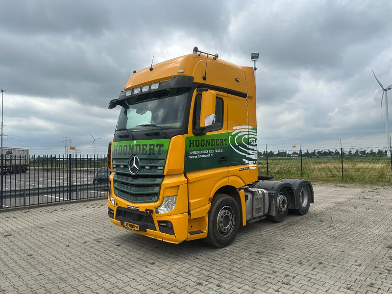 Mercedes-Benz Actros 2748 LS 6x2 BROKEN ENGINE - Trekker: afbeelding 1 Mercedes-Benz Actros 2748 LS 6x2 BROKEN ENGINE - Trekker: afbeelding 1