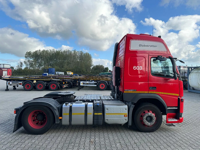 Volvo FM 460 Globetrotter, Night-Airco, ADR (FL, AT), EURO-6, ALCOA, VEB, 4x available - Trekker: afbeelding 3 Volvo FM 460 Globetrotter, Night-Airco, ADR (FL, AT), EURO-6, ALCOA, VEB, 4x available - Trekker: afbeelding 3