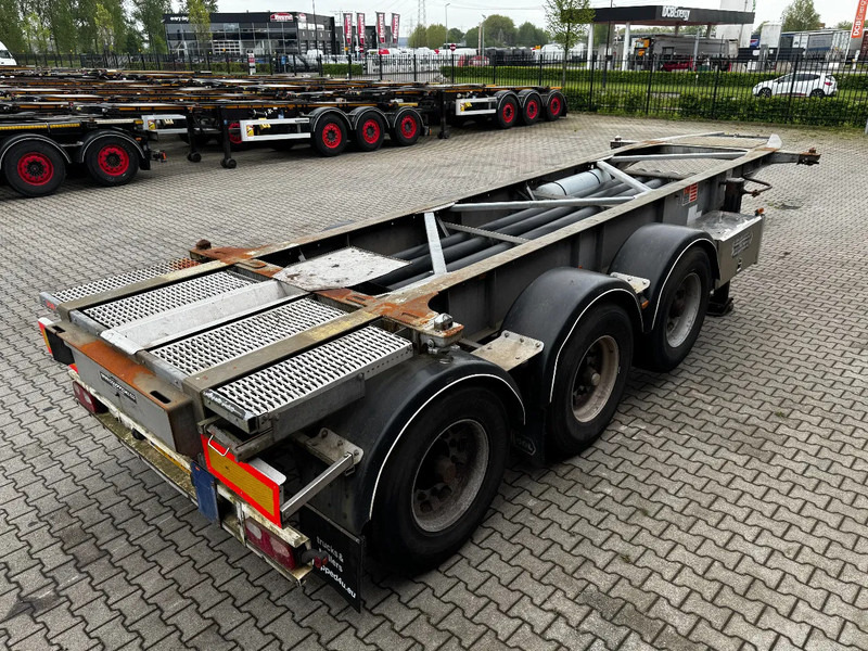 Van Hool 20FT /20FT SWAP ADR (EX/II, EX/III, FL, OX, AT), BPW, disc brakes, liftaxle, galvanized, ALCOA, NL-Chassis, empty weight 3.300KG - Containertransporter/ Wissellaadbak oplegger: afbeelding 4 Van Hool 20FT /20FT SWAP ADR (EX/II, EX/III, FL, OX, AT), BPW, disc brakes, liftaxle, galvanized, ALCOA, NL-Chassis, empty weight 3.300KG - Containertransporter/ Wissellaadbak oplegger: afbeelding 4