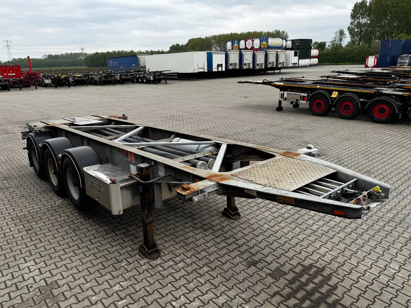 Van Hool 20FT /20FT SWAP ADR (EX/II, EX/III, FL, OX, AT), BPW, disc brakes, liftaxle, galvanized, ALCOA, NL-Chassis, empty weight 3.300KG - Containertransporter/ Wissellaadbak oplegger: afbeelding 5 Van Hool 20FT /20FT SWAP ADR (EX/II, EX/III, FL, OX, AT), BPW, disc brakes, liftaxle, galvanized, ALCOA, NL-Chassis, empty weight 3.300KG - Containertransporter/ Wissellaadbak oplegger: afbeelding 5