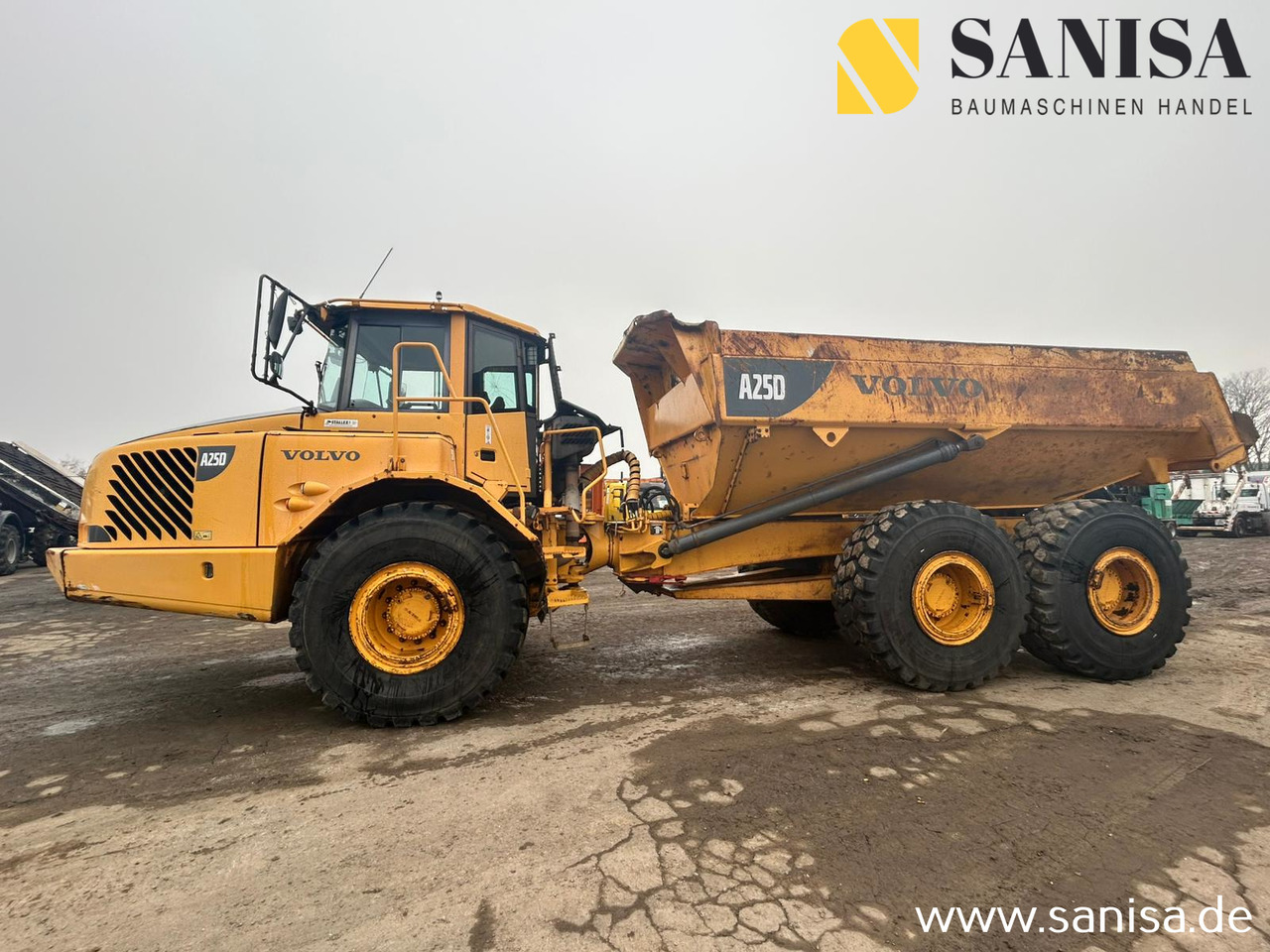 VOLVO A25D/Knickgelenkter Muldendumper /6x6 - Kiepwagen met knikbesturing: afbeelding 4 VOLVO A25D/Knickgelenkter Muldendumper /6x6 - Kiepwagen met knikbesturing: afbeelding 4