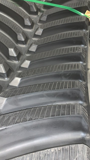 Rubber track for Case IH 9300 / GRECAV / ZUIDBERG / Claas Xerion 5000 TS 30" and 36" - Rupsband voor Rupstrekker: afbeelding 3 Rubber track for Case IH 9300 / GRECAV / ZUIDBERG / Claas Xerion 5000 TS 30" and 36" - Rupsband voor Rupstrekker: afbeelding 3