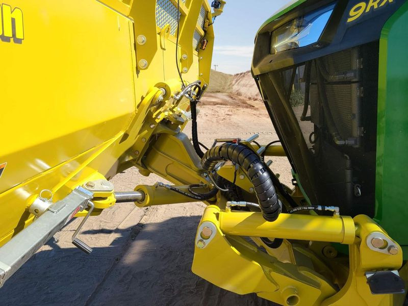 Degelman Dozer Blade 7900 zum John Deere 9RX 710, 9RX 770, 9RX 830 - Blad: afbeelding 2 Degelman Dozer Blade 7900 zum John Deere 9RX 710, 9RX 770, 9RX 830 - Blad: afbeelding 2