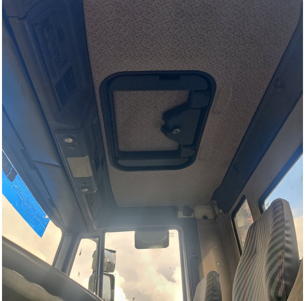 Vrachtwagen met open laadbak Iveco Eurotech: afbeelding 10 Vrachtwagen met open laadbak Iveco Eurotech: afbeelding 10