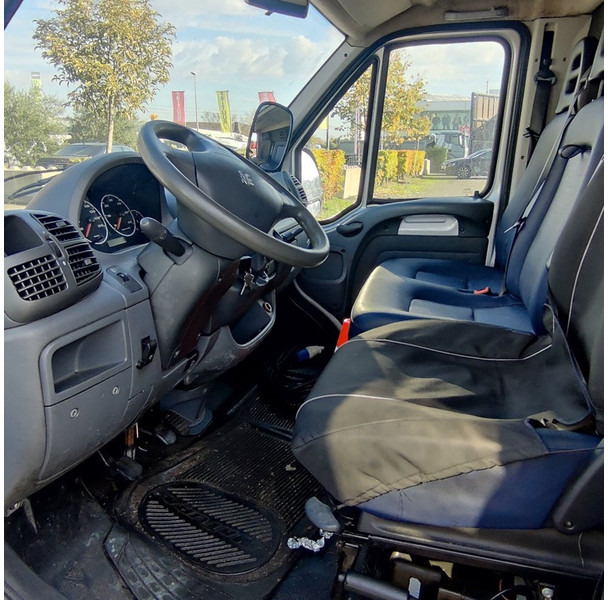 Peugeot COXX - Bestelwagen open laadbak: afbeelding 3 Peugeot COXX - Bestelwagen open laadbak: afbeelding 3