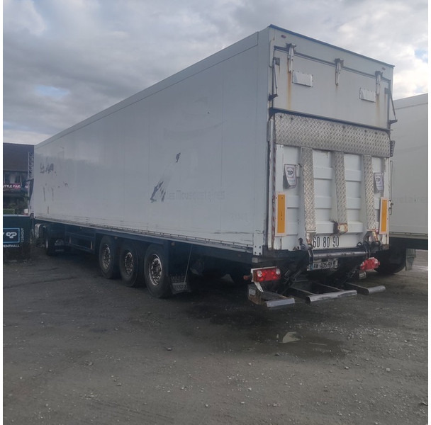 Schmitz Cargobull SKI 24 - Gesloten oplegger: afbeelding 2 Schmitz Cargobull SKI 24 - Gesloten oplegger: afbeelding 2