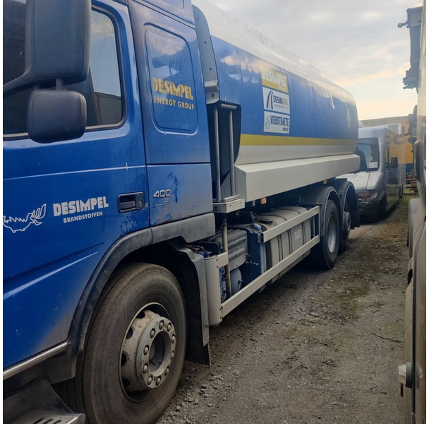 Volvo FM-400 - Tankwagen: afbeelding 2 Volvo FM-400 - Tankwagen: afbeelding 2