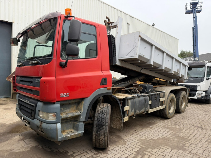 DAF CF 85.410 6x4 HOOKLIFT HIAB MULTILIFT - MANUAL ZF - EURO 4 - STEEL SPRING / BLATT / LAMES - BIG AXLES / HUB REDUCTION - BE TRUCK - Haakarmsysteem vrachtwagen: afbeelding 3 DAF CF 85.410 6x4 HOOKLIFT HIAB MULTILIFT - MANUAL ZF - EURO 4 - STEEL SPRING / BLATT / LAMES - BIG AXLES / HUB REDUCTION - BE TRUCK - Haakarmsysteem vrachtwagen: afbeelding 3
