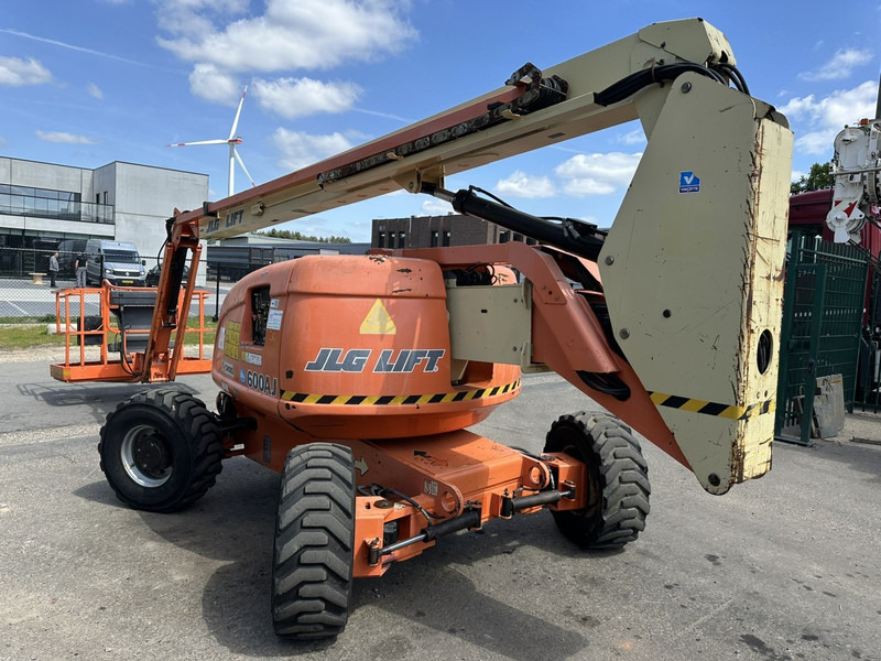 JLG 600AJ 4x4x4 - 20m - 230kg - DIESEL - BE MACHINE - Hoogwerker: afbeelding 4 JLG 600AJ 4x4x4 - 20m - 230kg - DIESEL - BE MACHINE - Hoogwerker: afbeelding 4