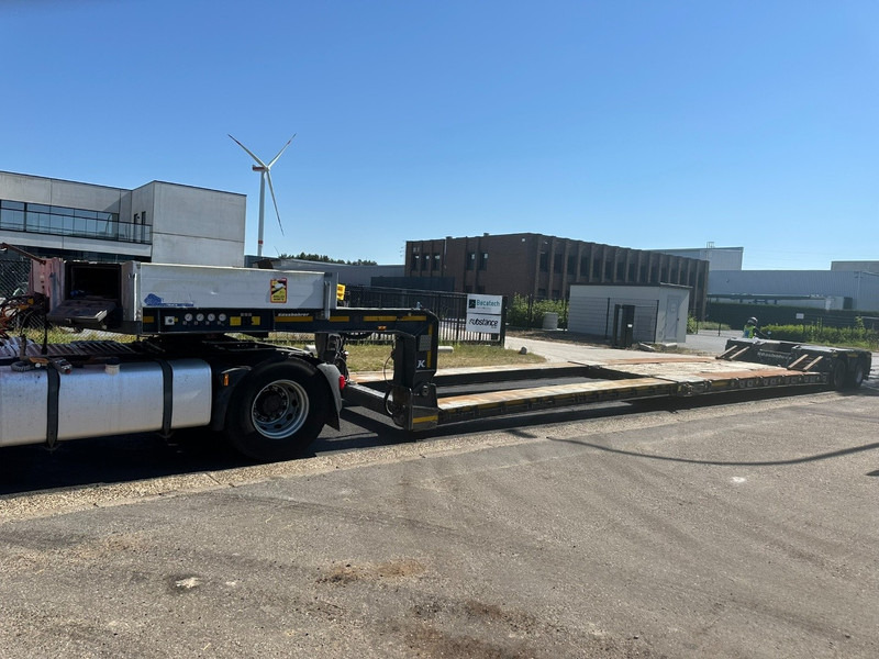 Kässbohrer LB2 48T - LOWBED - TIEFBETT / REMOVABLE NECK - ABNEHMBARE SCHWANENHALS - HYDR STEERING AXLES / LENKACHSEN - BPW - Dieplader oplegger: afbeelding 4 Kässbohrer LB2 48T - LOWBED - TIEFBETT / REMOVABLE NECK - ABNEHMBARE SCHWANENHALS - HYDR STEERING AXLES / LENKACHSEN - BPW - Dieplader oplegger: afbeelding 4