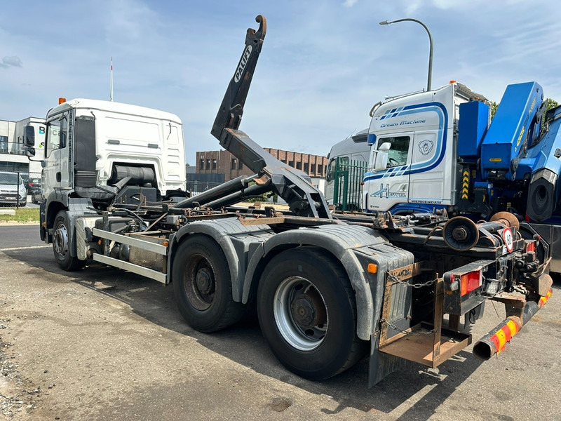 MAN TGA 33.360 6x4 HOOKLIFT - MANUAL ZF - BIG AXLES HUB REDUCTION / STEEL SPRING - BE TRUCK - Haakarmsysteem vrachtwagen: afbeelding 5 MAN TGA 33.360 6x4 HOOKLIFT - MANUAL ZF - BIG AXLES HUB REDUCTION / STEEL SPRING - BE TRUCK - Haakarmsysteem vrachtwagen: afbeelding 5