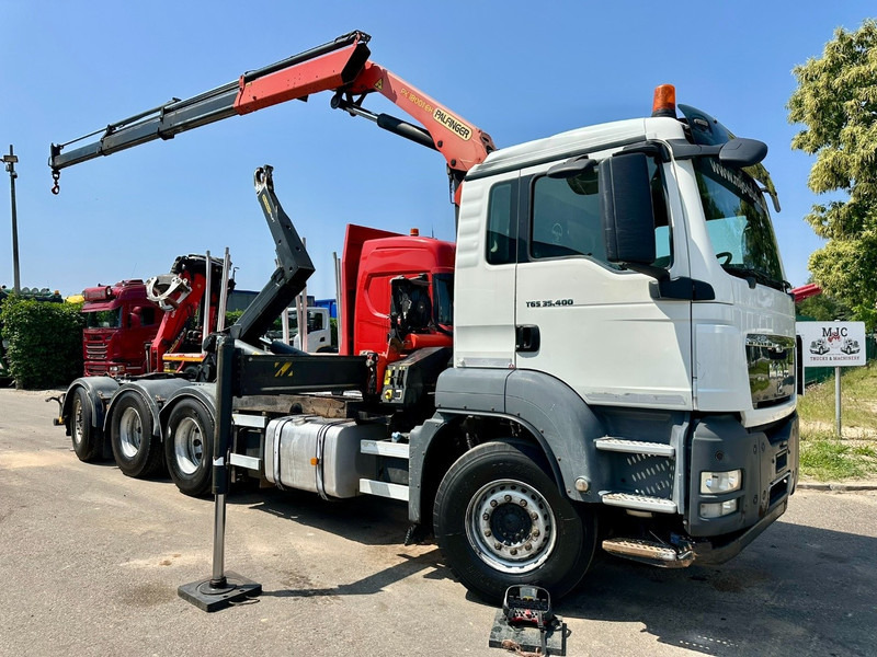 MAN TGS 35.400 8x4 TRIDEM HOOKLIFT T22 + CRANE PALFINGER PK 18001 EH + RADIO - EURO 5 - LIFT/STEERING AXLE - BE TRUCK - Haakarmsysteem vrachtwagen, Kraanwagen: afbeelding 1 MAN TGS 35.400 8x4 TRIDEM HOOKLIFT T22 + CRANE PALFINGER PK 18001 EH + RADIO - EURO 5 - LIFT/STEERING AXLE - BE TRUCK - Haakarmsysteem vrachtwagen, Kraanwagen: afbeelding 1