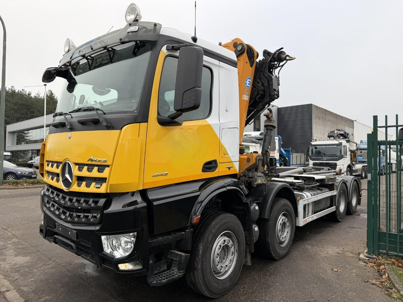 Mercedes-Benz AROCS 4143 8X4 WAF HOOKLIFT + CRANE EFFER 395 4S + ROTATOR + RADIO - 5/6 F - BE TRUCK - VERY NICE CONDITION - Haakarmsysteem vrachtwagen, Kraanwagen: afbeelding 3 Mercedes-Benz AROCS 4143 8X4 WAF HOOKLIFT + CRANE EFFER 395 4S + ROTATOR + RADIO - 5/6 F - BE TRUCK - VERY NICE CONDITION - Haakarmsysteem vrachtwagen, Kraanwagen: afbeelding 3