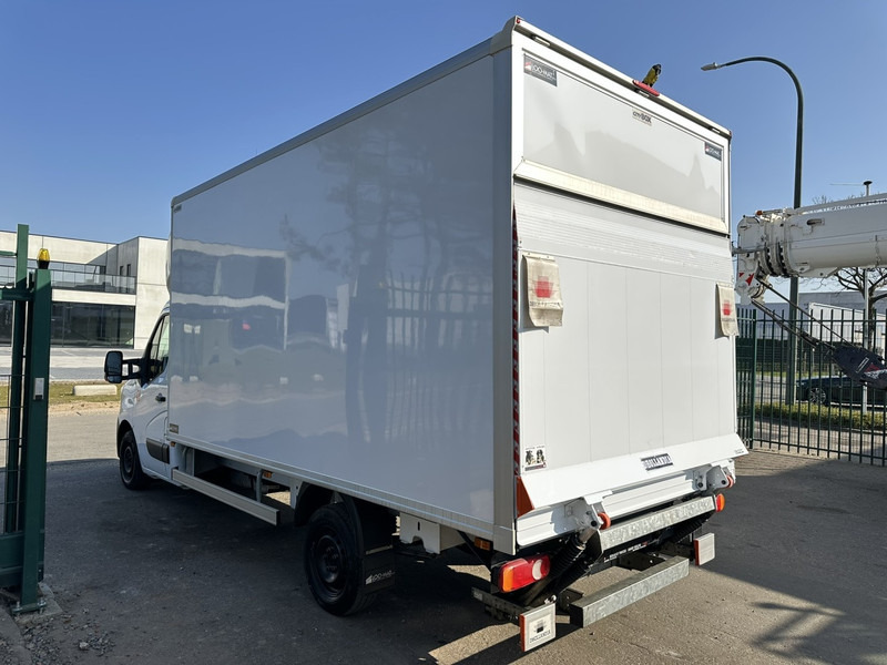 Renault MASTER 2.3 - 163HP - RED EDITION BAKWAGEN + LAADKLEP - 4m30 x 2m20 x 2m20 - CAMERA - NAVI - PACK COMFORT - BELG - Bestelwagen gesloten laadbak: afbeelding 4 Renault MASTER 2.3 - 163HP - RED EDITION BAKWAGEN + LAADKLEP - 4m30 x 2m20 x 2m20 - CAMERA - NAVI - PACK COMFORT - BELG - Bestelwagen gesloten laadbak: afbeelding 4