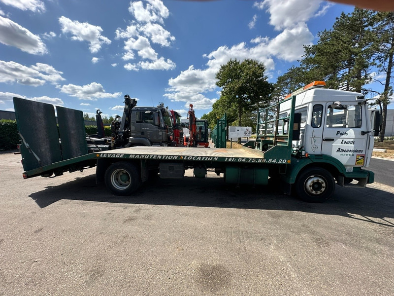 Renault Midliner 150 OPRIJWAGEN - CAR / MACHINE CARRIER - DEPANNEUSE - STEEL SPRING / LAMES - MANUAL - Autovrachtwagen vrachtwagen: afbeelding 4 Renault Midliner 150 OPRIJWAGEN - CAR / MACHINE CARRIER - DEPANNEUSE - STEEL SPRING / LAMES - MANUAL - Autovrachtwagen vrachtwagen: afbeelding 4