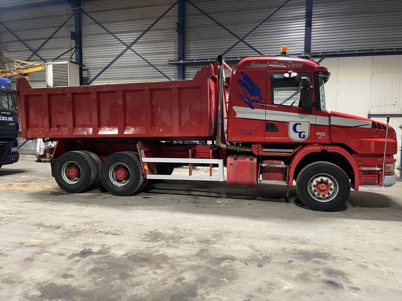 Scania T124-420 TORPEDO HAUBE - 6x4 - KIPPER - MANUAL GRS900 3+3 - STEEL SPRING / BALLIESTAS / LAMES / BLATT - Kipper vrachtwagen: afbeelding 5 Scania T124-420 TORPEDO HAUBE - 6x4 - KIPPER - MANUAL GRS900 3+3 - STEEL SPRING / BALLIESTAS / LAMES / BLATT - Kipper vrachtwagen: afbeelding 5