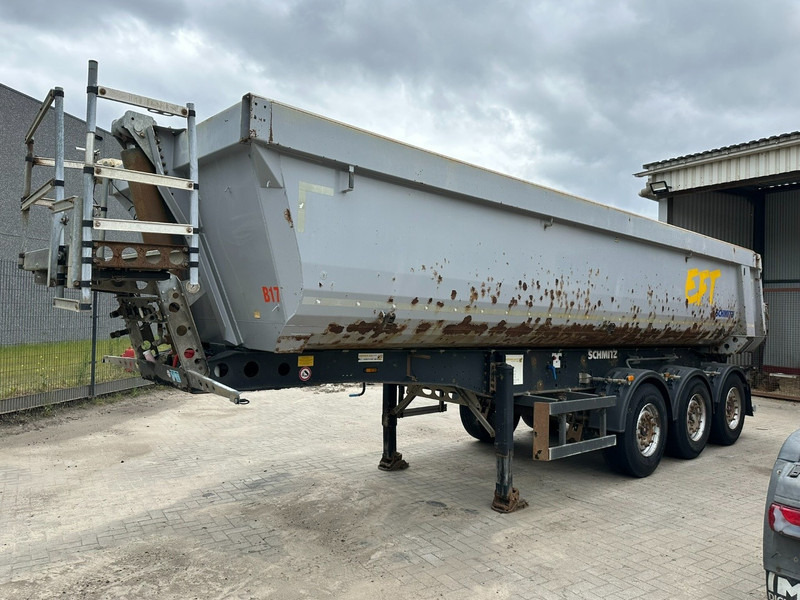 Schmitz Cargobull SGF*S3 - 8.5 - 30m3 STEEL CHASSIS / STEEL TIPPER - SAF - DISC - LIFT-AXLE - Kipper oplegger: afbeelding 2 Schmitz Cargobull SGF*S3 - 8.5 - 30m3 STEEL CHASSIS / STEEL TIPPER - SAF - DISC - LIFT-AXLE - Kipper oplegger: afbeelding 2