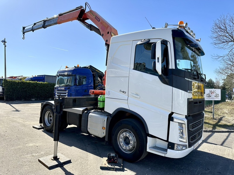 Volvo FH 540 ZSM + KRAN PALFINGER PK 18500 + RADIO - *449.000km* - EURO 6 - COC - 4 STABS - Trekker: afbeelding 2 Volvo FH 540 ZSM + KRAN PALFINGER PK 18500 + RADIO - *449.000km* - EURO 6 - COC - 4 STABS - Trekker: afbeelding 2