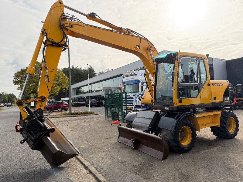 Volvo EW 140 B *FULL HYDR* - BLADE - 10.485h - TILT BUCKET - CE - NL MACHINE - GOOD CONDITION - Mobiele graafmachine: afbeelding 2 Volvo EW 140 B *FULL HYDR* - BLADE - 10.485h - TILT BUCKET - CE - NL MACHINE - GOOD CONDITION - Mobiele graafmachine: afbeelding 2