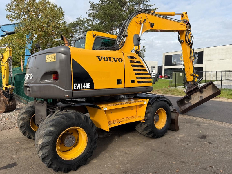 Volvo EW 140 B *FULL HYDR* - BLADE - 10.485h - TILT BUCKET - CE - NL MACHINE - GOOD CONDITION - Mobiele graafmachine: afbeelding 3 Volvo EW 140 B *FULL HYDR* - BLADE - 10.485h - TILT BUCKET - CE - NL MACHINE - GOOD CONDITION - Mobiele graafmachine: afbeelding 3